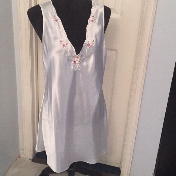 💝NWOT Gilligan & O’Malley 2 pc Ivory Gown/Kimono - Picture 2 of 8